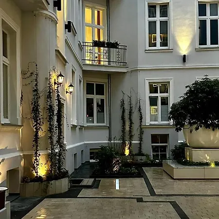 10 By Hidden Garden Appartamento