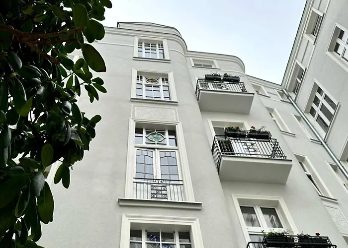 10 By Hidden Garden *