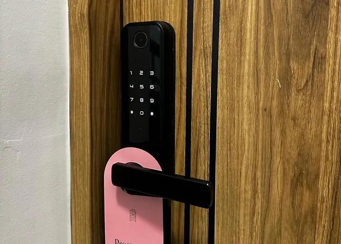 Apartment 10 By Hidden Garden