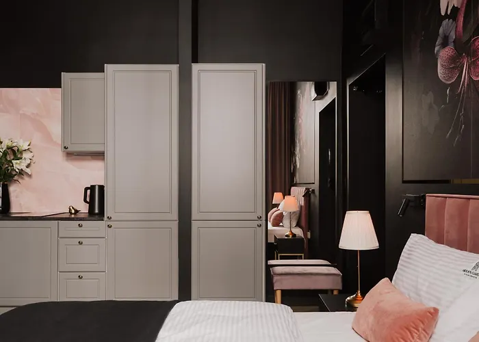 Apartment 10 By Hidden Garden *